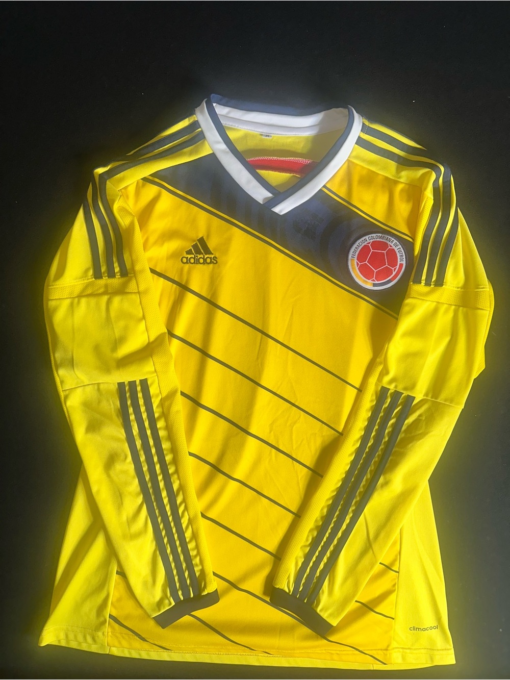 Authentic Colombia Adidas Retro Long Sleeve Soccer Jersey